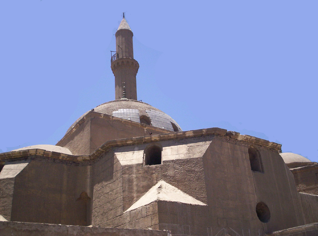 صور لبعض مساجد القاهرة العامرة - صفحة 2 32